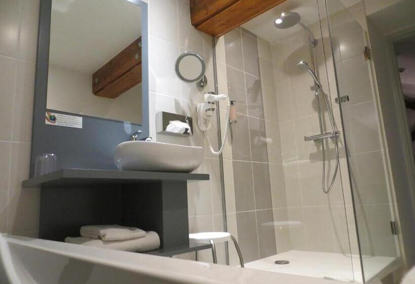 Полулюкс Кровать Кинг, Auberge Bressane De Buellas