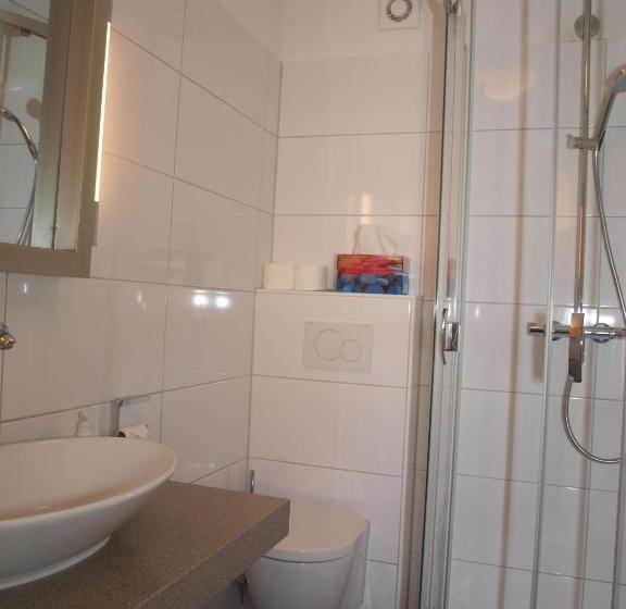 חדר סטנדרט, Restaurant Peterle