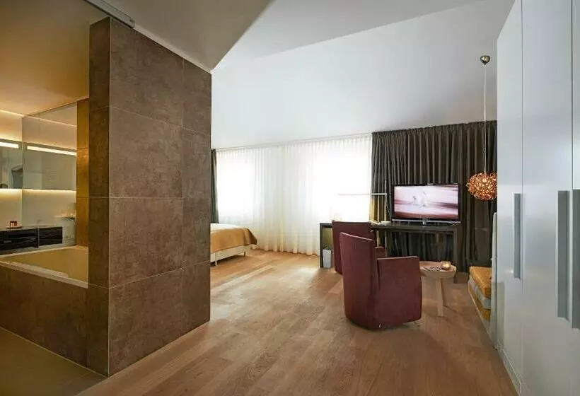 ジュニアスイート, Weinhaus Henninger