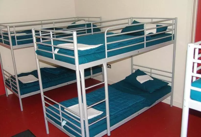 共同バス付シェアルーム, Knockree Hostel
