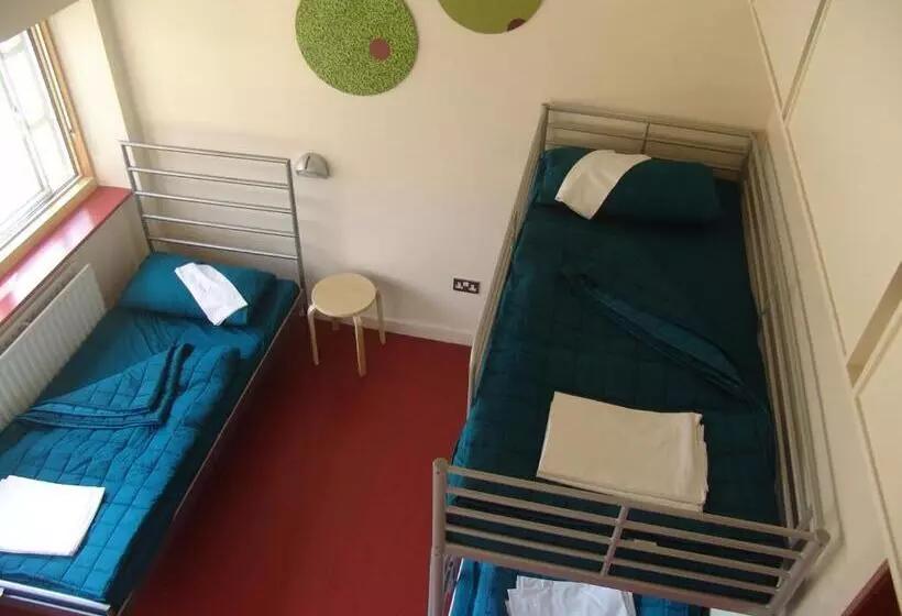 ルームシェアのワンベッド, Knockree Hostel