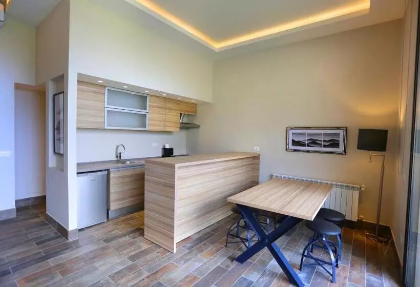 کلبه ییلاقی دلوکس یک خوابه, Mist Hotel & Spa
