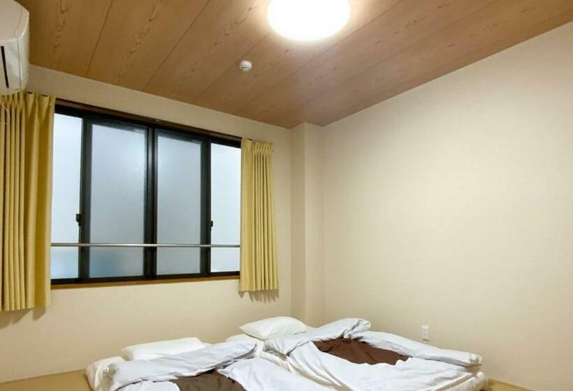 חדר סטנדרט לשלושה, Guest House Kyotoabiya