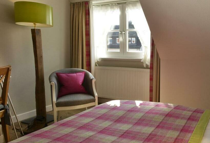 ダブルベッドスタンダードルーム, Romantik Hotel & Restaurant Hirsch