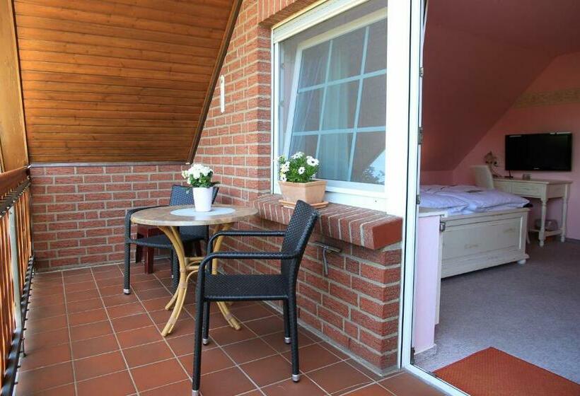 Номер Стандарт с Балконом, Sonnenhof Damnatz  Hotel Garni