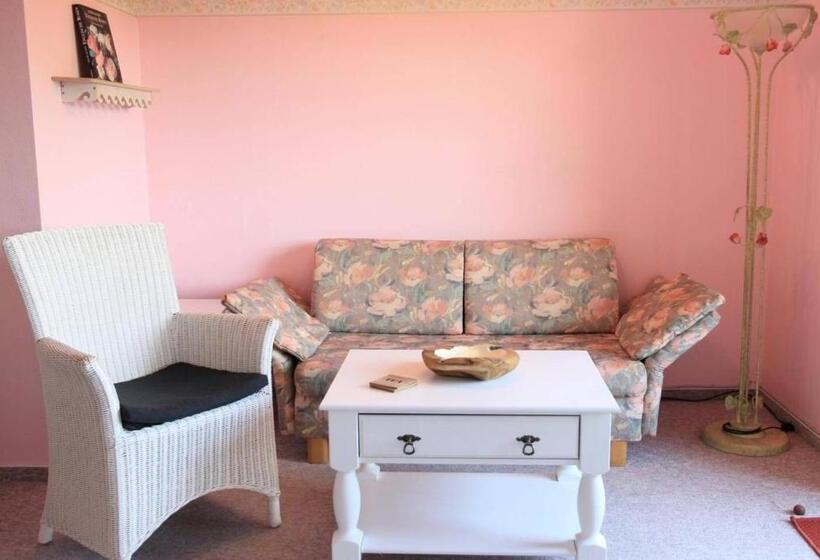 Номер Стандарт с Балконом, Sonnenhof Damnatz  Hotel Garni