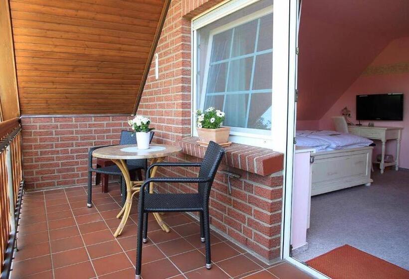 Номер Стандарт с Балконом, Sonnenhof Damnatz  Hotel Garni