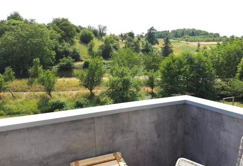バルコニー付スイート, Weinhotel Restaurant Klostermühle