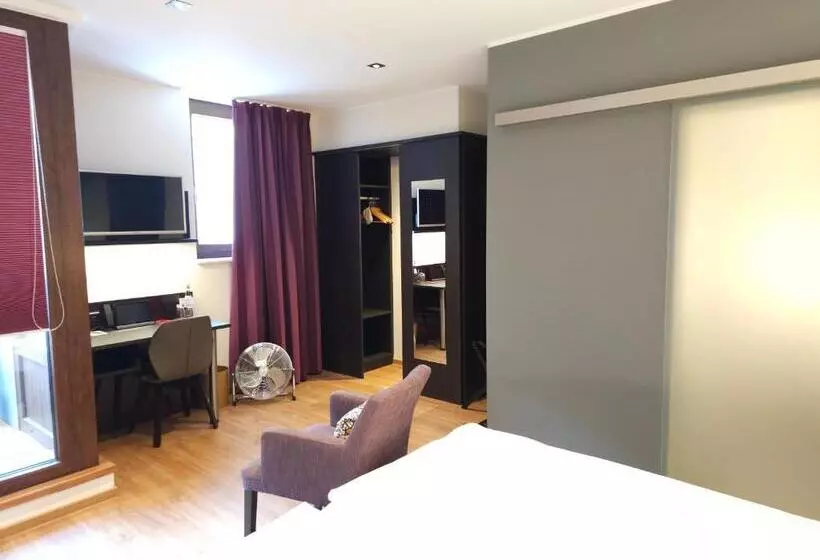 バルコニー付きスタンダードルーム, Weinhotel Restaurant Klostermühle