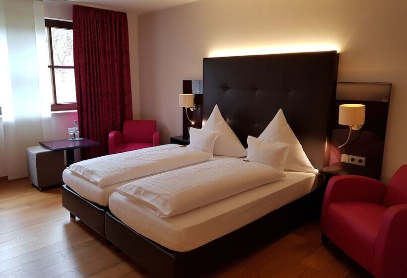 Трехместный Номер Комфорт, Weinhotel Restaurant Klostermühle