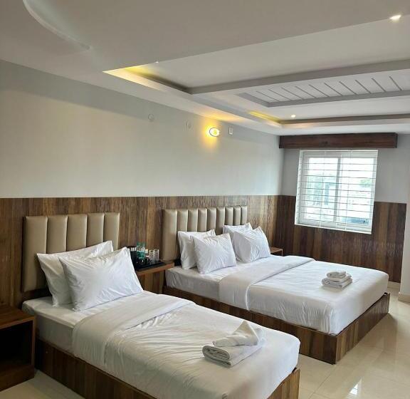 سوییت خانوادگی, Avenue Suites Near International Airport Bangalore