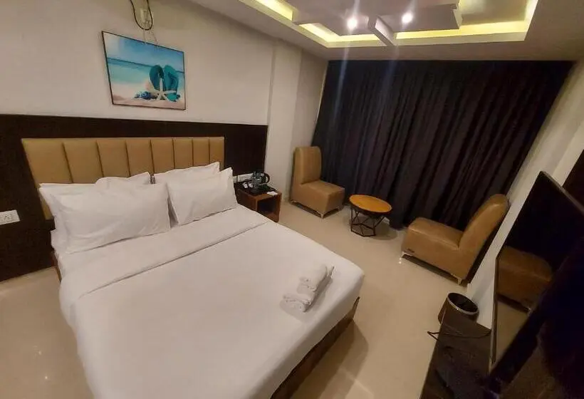 Superior-huone King-vuode, Avenue Suites Near International Airport Bangalore