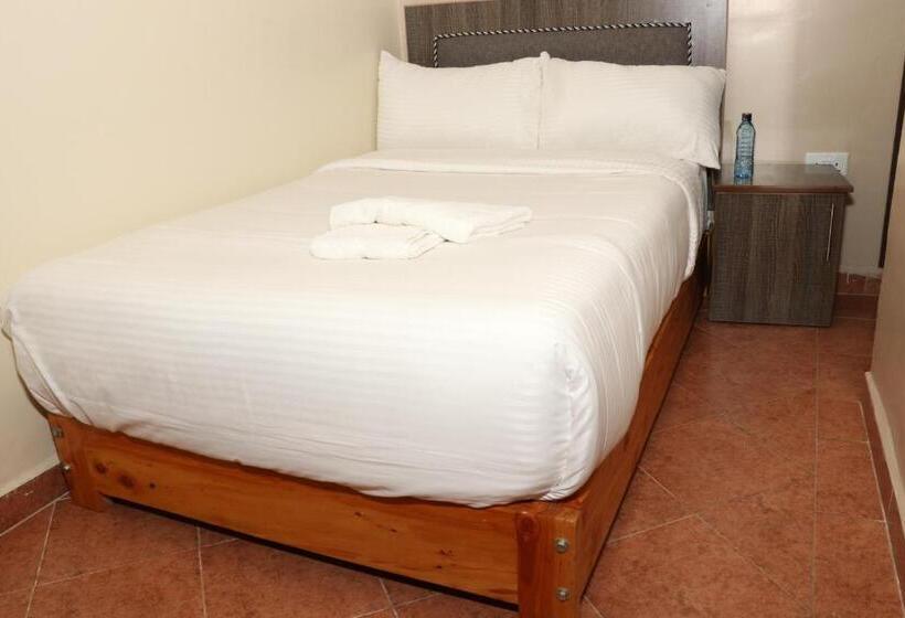 اتاق خانوادگی, Motel Clavina