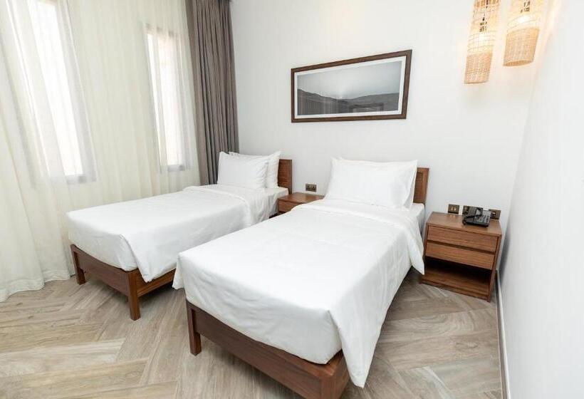 ویلای 2 خوابه, Bab Al Nojoum Bateen Liwa