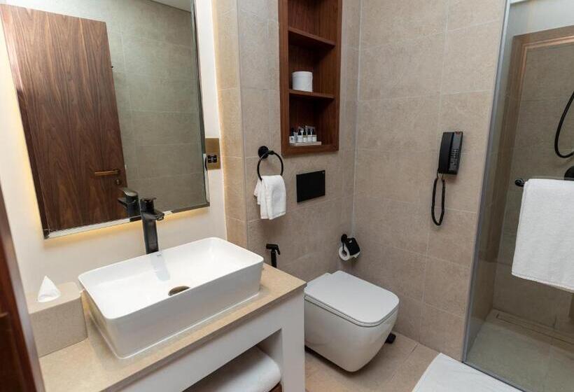 ویلای 3 خوابه, Bab Al Nojoum Bateen Liwa