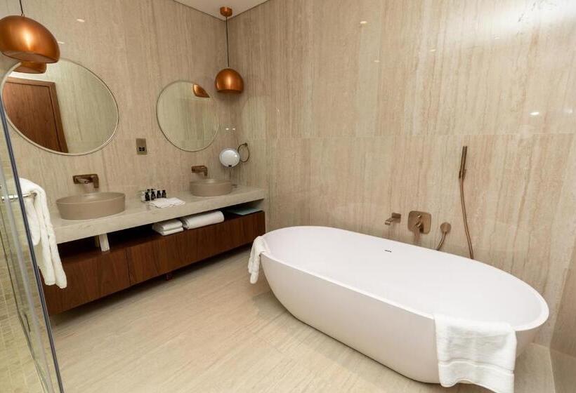 سوئیت پرزیدنت, Bab Al Nojoum Bateen Liwa