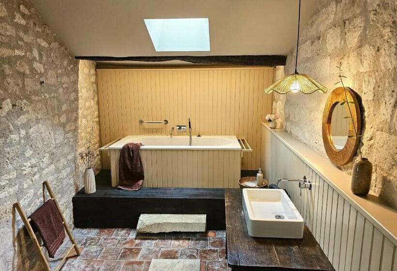 Номер Стандарт с Террасой, Intemporelle Maison D Hôtes