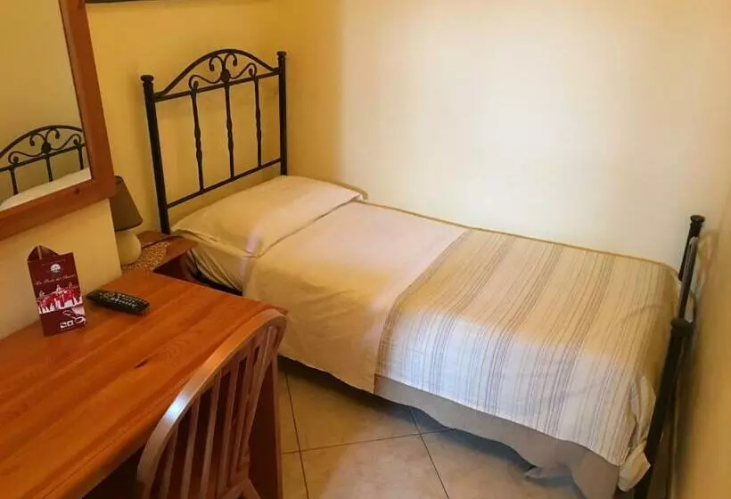 Standard Yhden Hengen Huone, La Perla Del Sannio