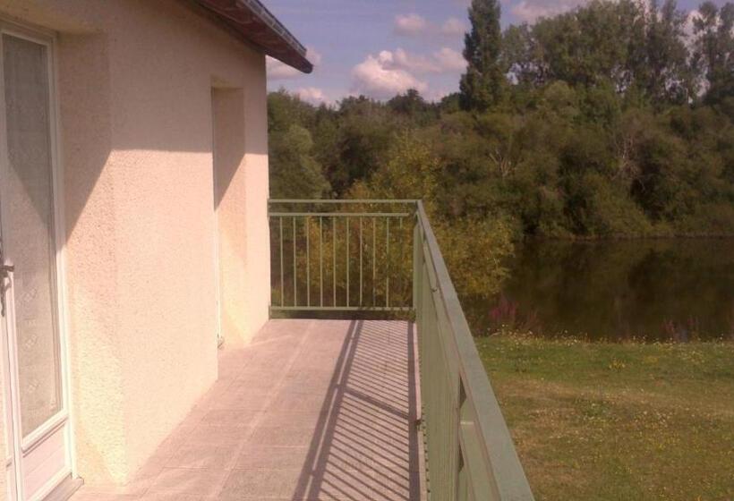 舒适型房间, L'autourserie