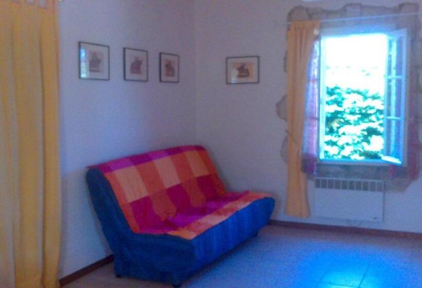 家庭间, L'autourserie