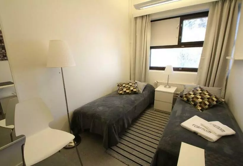 バス共有のスタンダードルーム, Forenom Hostel Helsinki Pitajanmaki