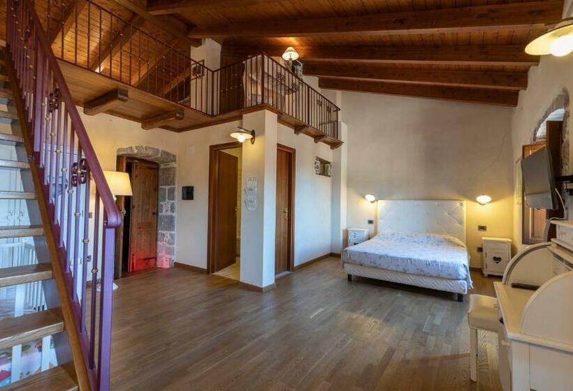 חדר סטנדרט לשלושה, Antica Dimora Del Gruccione, Albergo Diffuso