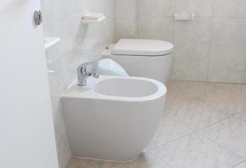 סוויטת ג'וניור, Garden