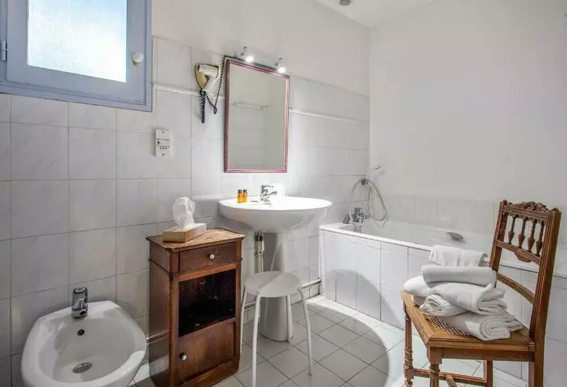 スタンダード4人部屋, La Ferme De Thoudiere