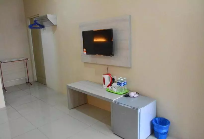 Deluxe-huone Allasnäkymä, Lavigo Resort