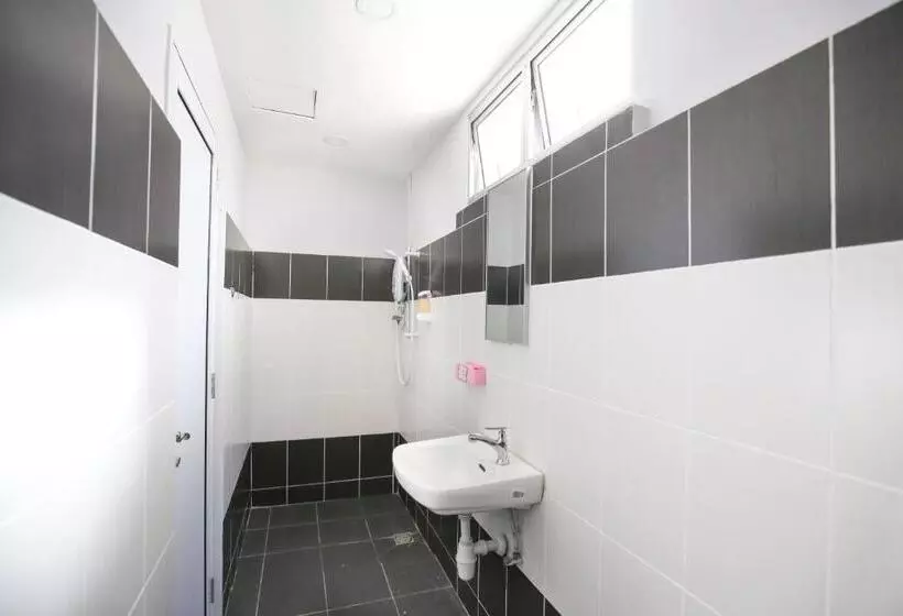 Standard Neljän Hengen Huone, Lavigo Resort