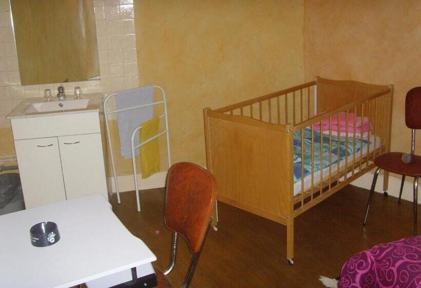 스탠다드 룸, Le Bravard