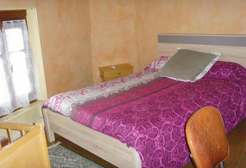 스탠다드 룸, Le Bravard