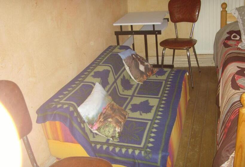 4인용 스탠다드 룸, Le Bravard