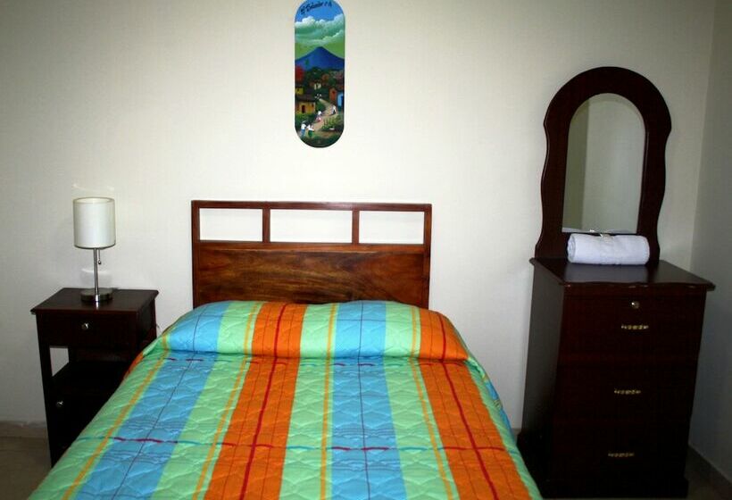 标准单人间, Meson De Maria