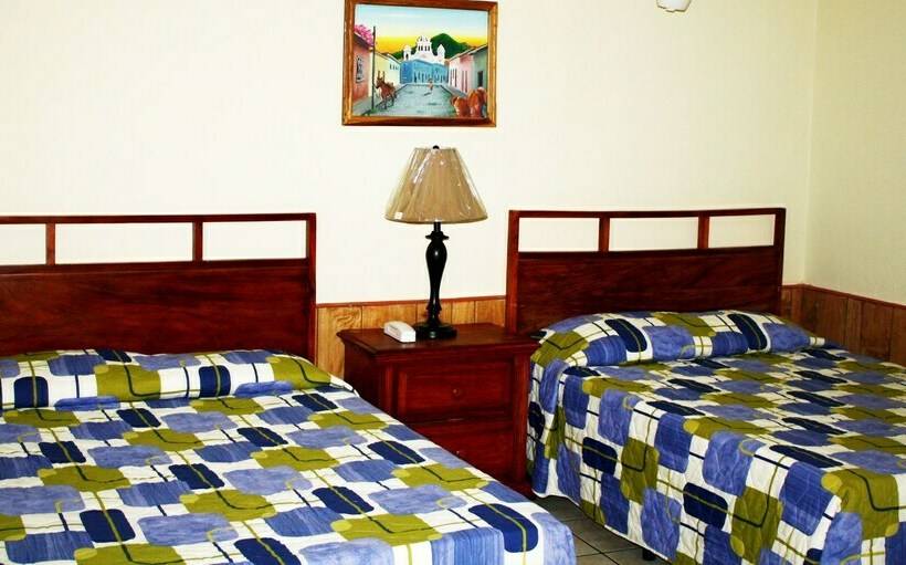 标准三人间, Meson De Maria