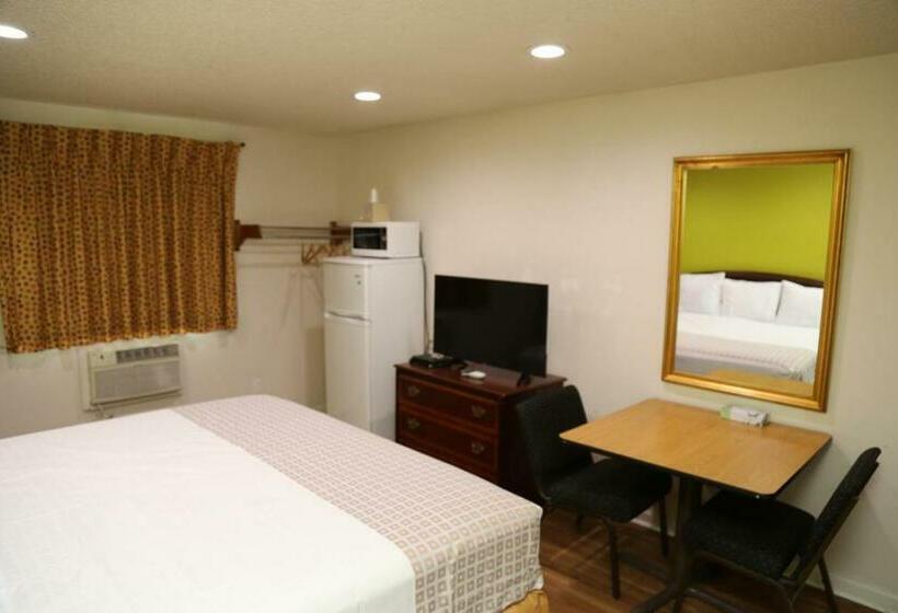 Quarto Estandar Cama King, Americas Express Inn Rocky Mount