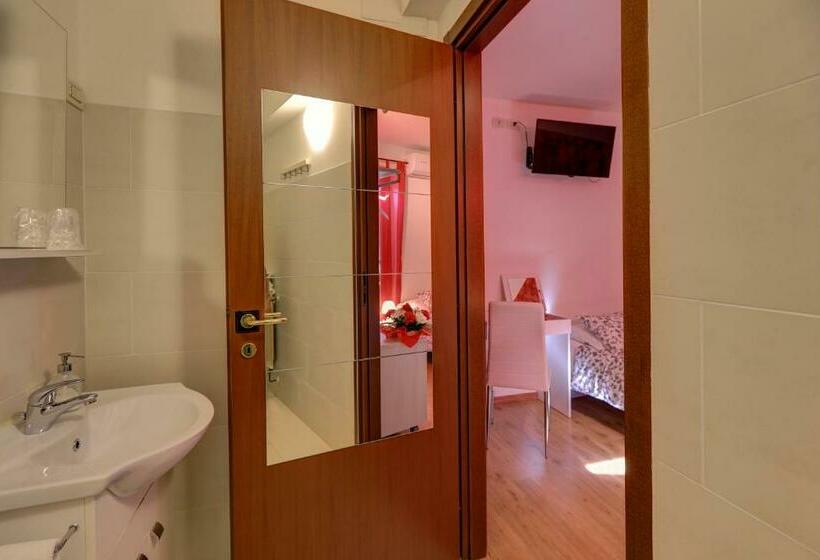 标准间, Dal Rosso