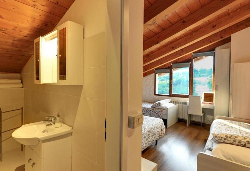 带景观的三人标准房间, Dal Rosso