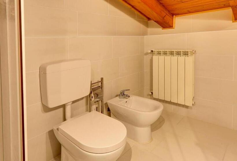 带景观的三人标准房间, Dal Rosso