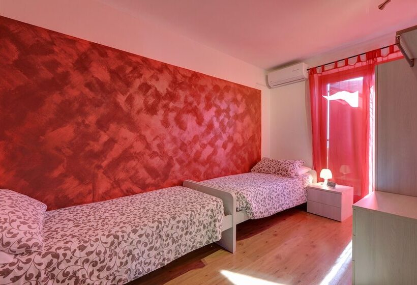 スタンダードルーム, Dal Rosso