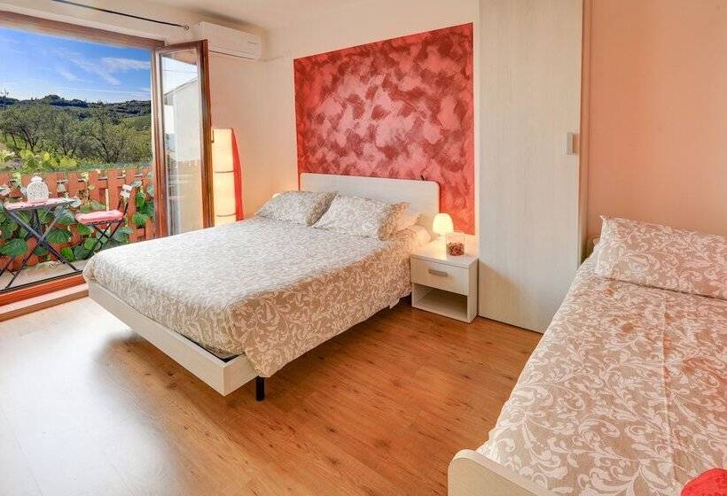 バルコニー付きスタンダードトリプルルーム, Dal Rosso