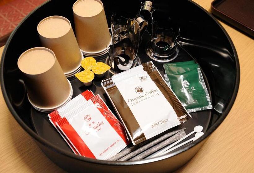 اتاق استاندارد سه تخته با سرویس بهداشتی مشترک, Ryokan Ikoisanso