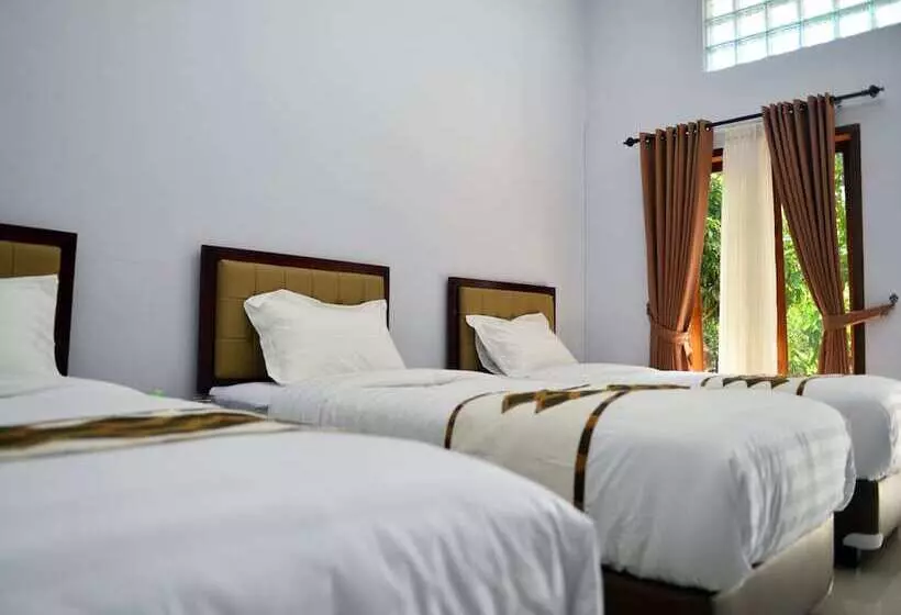 スーペリアトリプルルーム, Malang Hill Gallery & Homestay