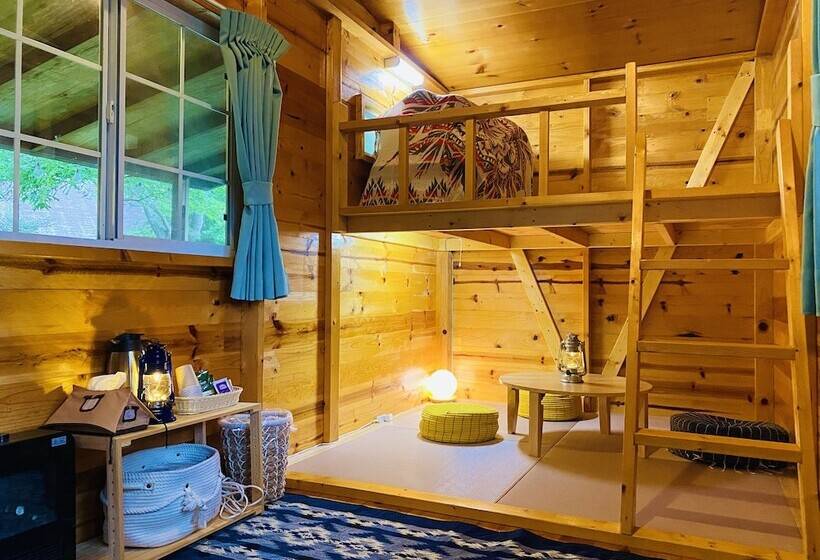 کلبه دلوکس, Ryokan Ikoisanso