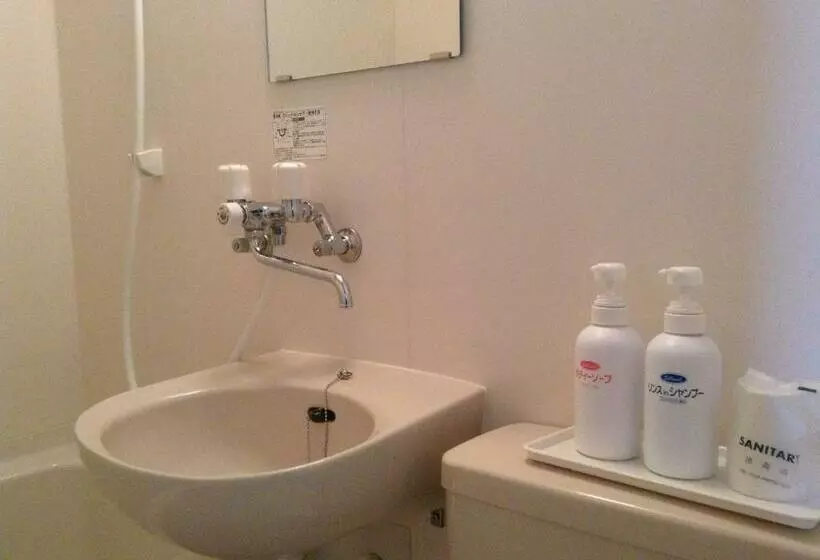 اتاق استاندارد چهار تخته, Petit Hotel Blaneneige