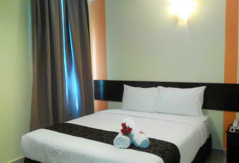 Номер Deluxe, Sun Inns Hotel Pasir Penambang