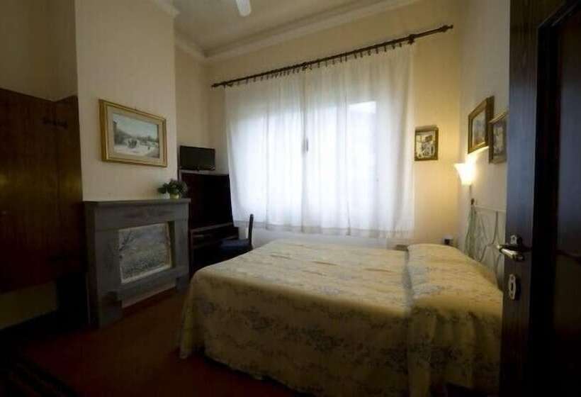 غرفة أساسية, B&b Lucca Porta S. Anna