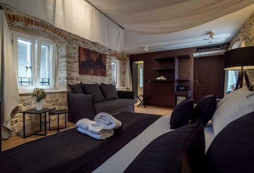 스위트 킹사이즈 침대, Murum Heritage