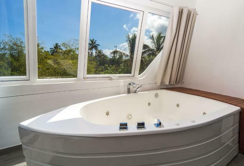 استودیوی استاندارد, Puerto Plaza Las Terrenas