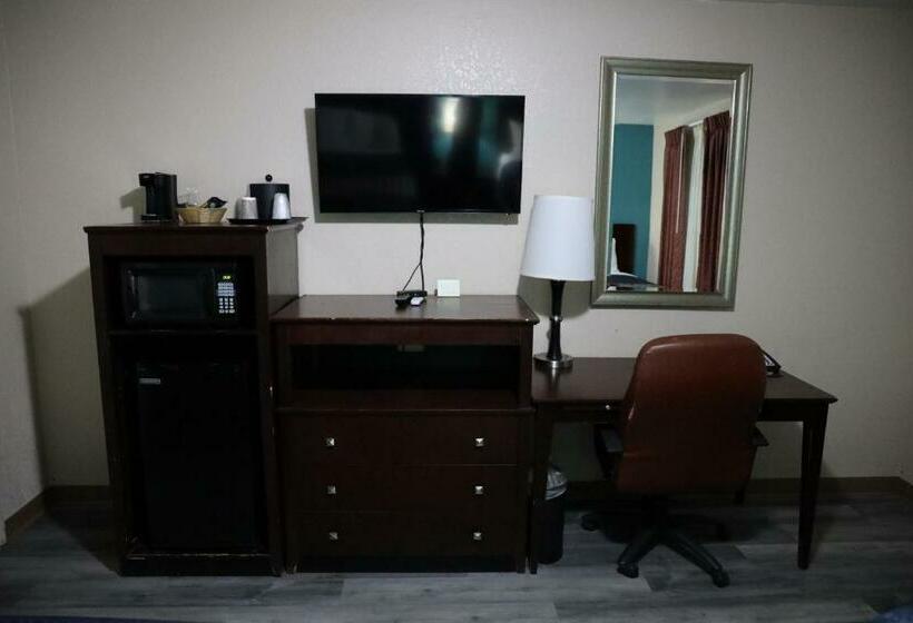 חדר סטנדרט עם מיטת קינג, Budget Inn